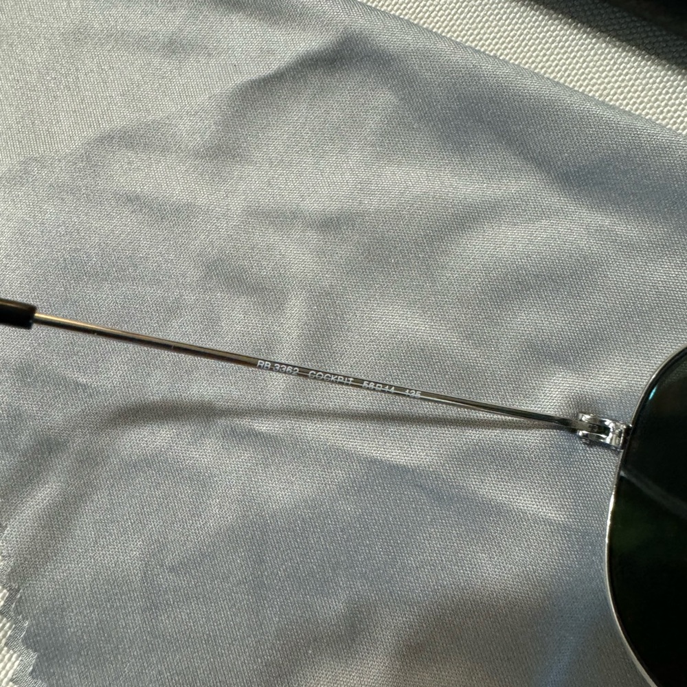 RayBan polarized Sunglasses - Picture 4 of 6